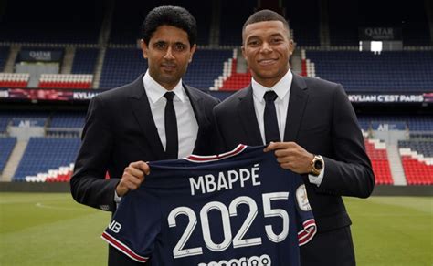 mbappe salary per week 2022.